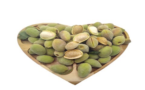 تصویر 3 از بادام درختی سبز با طعم طبیعی و مغذی